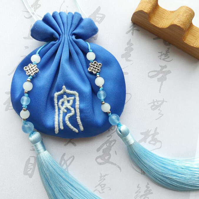 起名字2021免费八字起名